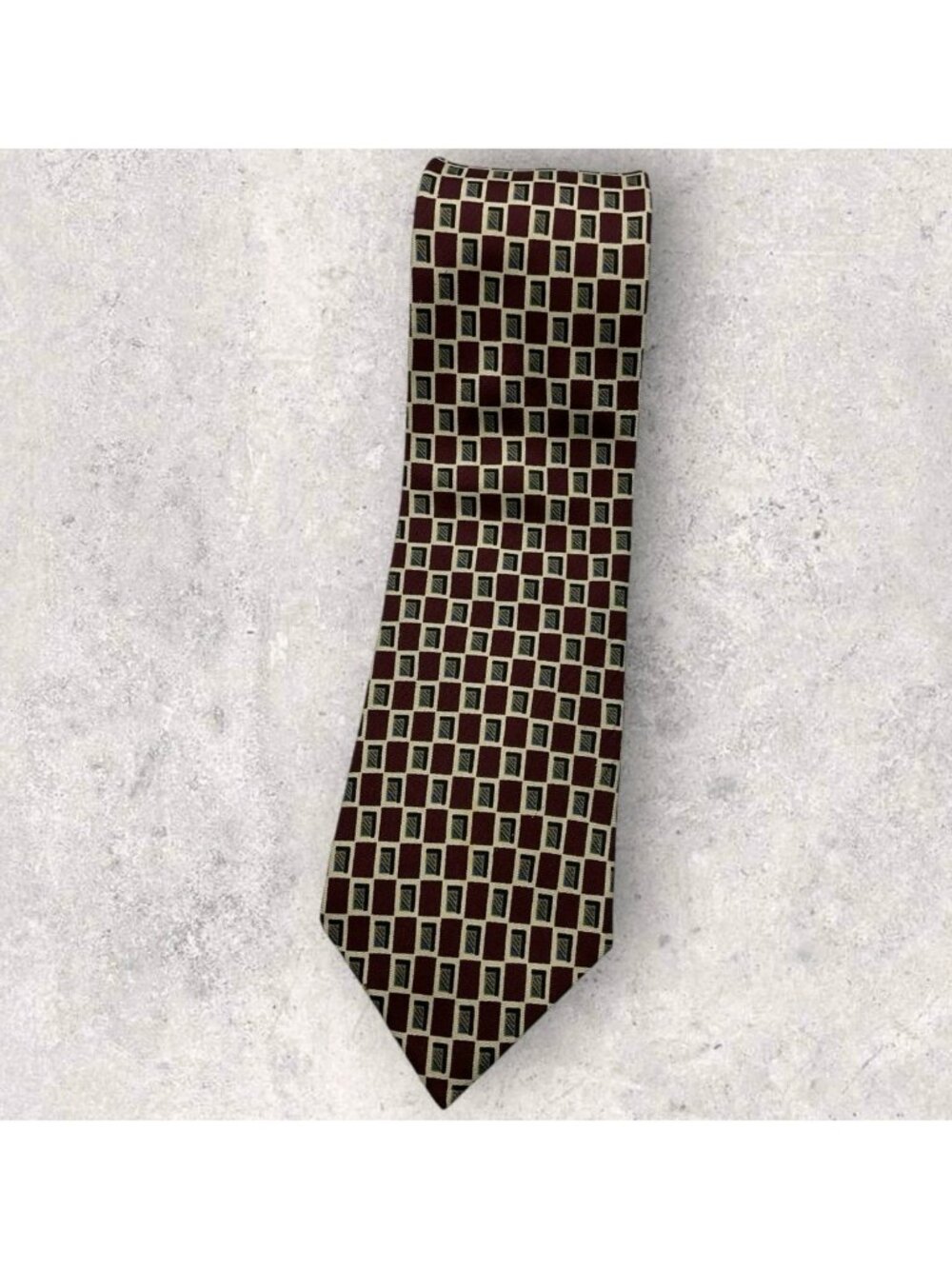 HUNTINGTON Silk Tie USA Burgundy Beige Geometric W:3.7" EUC